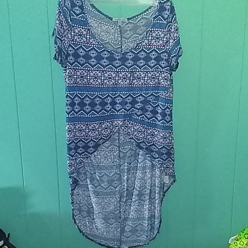 Crop Top in front, long in the back